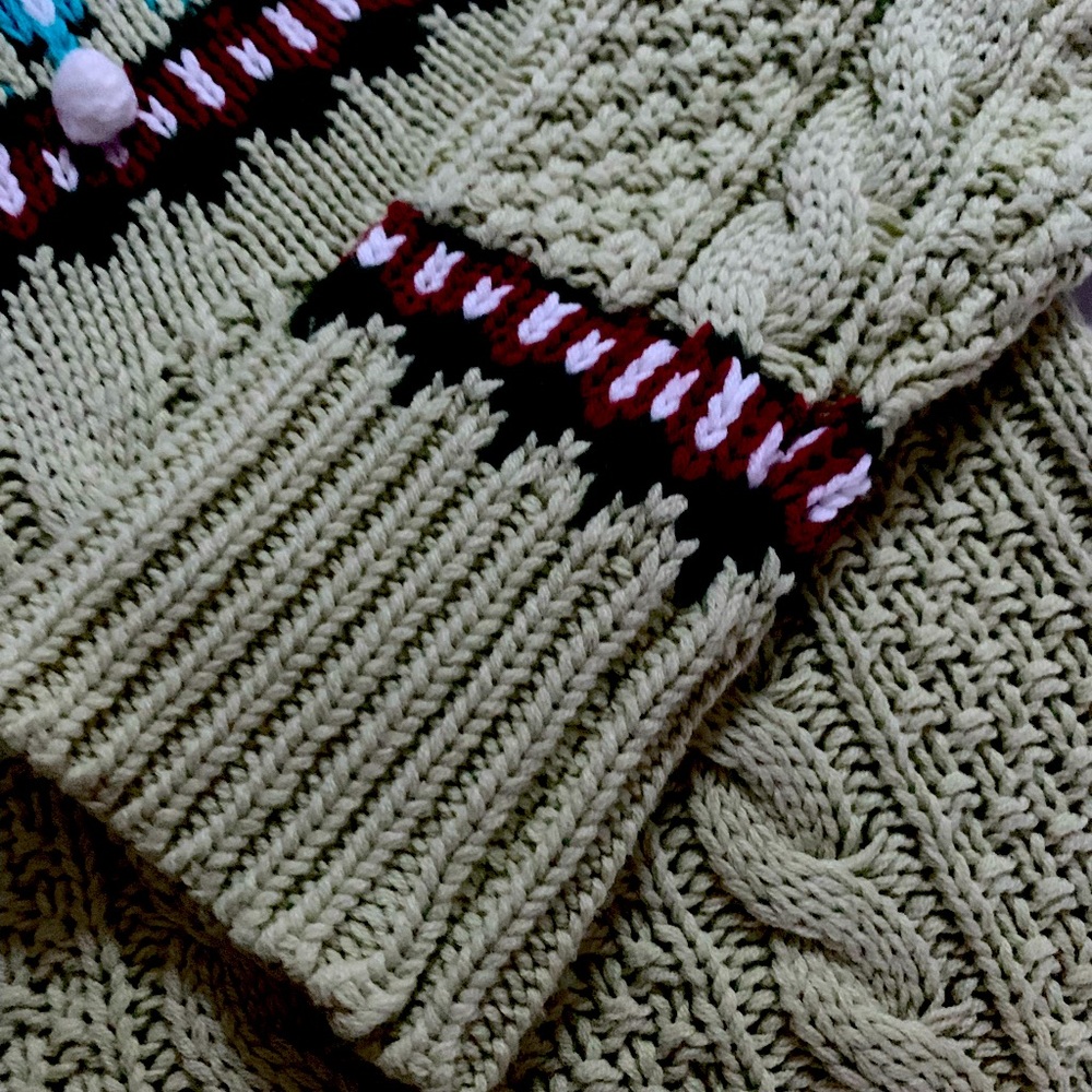 Cider fair aisle sweater. New with tags. Beautiful accents.